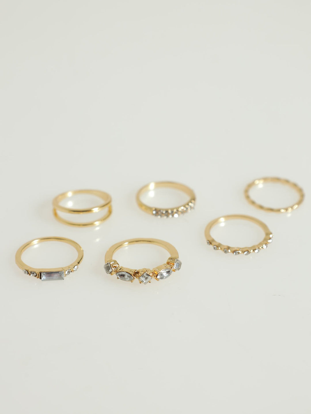 7 Pack Diamante Rings - Gold