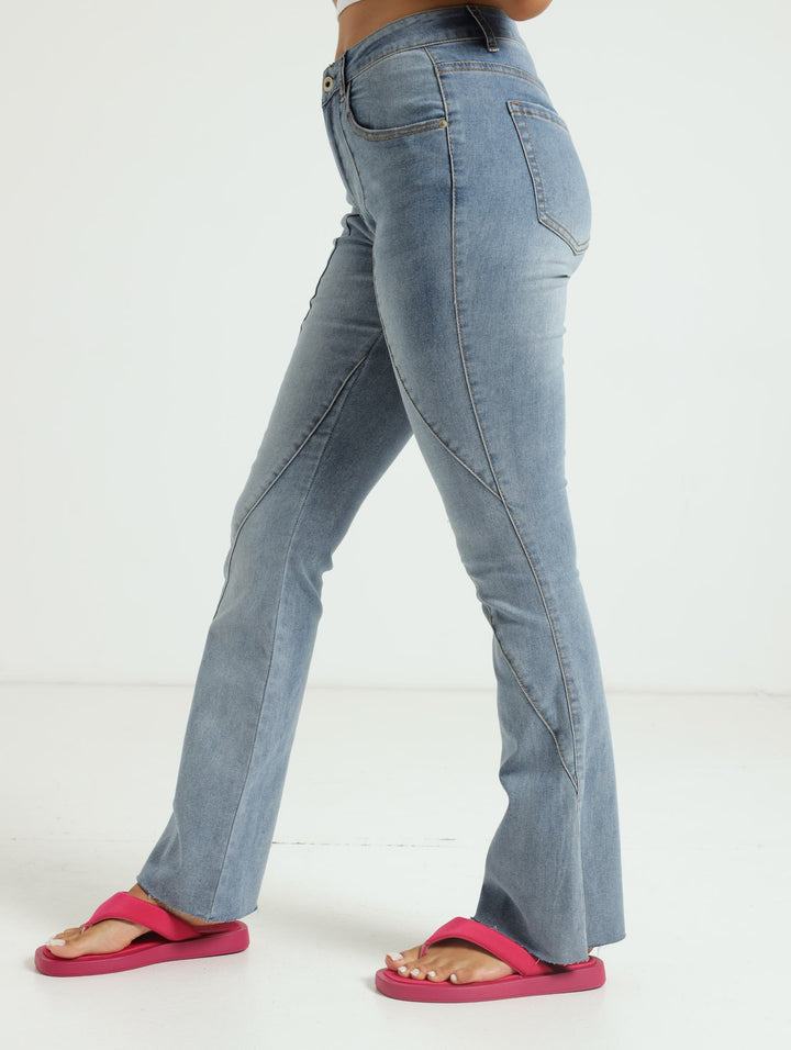 Seamed Raw Hem Flareleg Jean - Stonewash