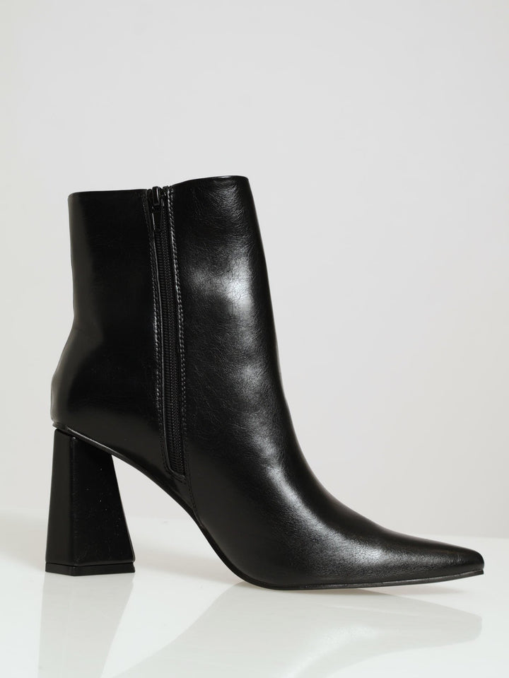 Triangular Heel Pointed Ankle Boot - Black