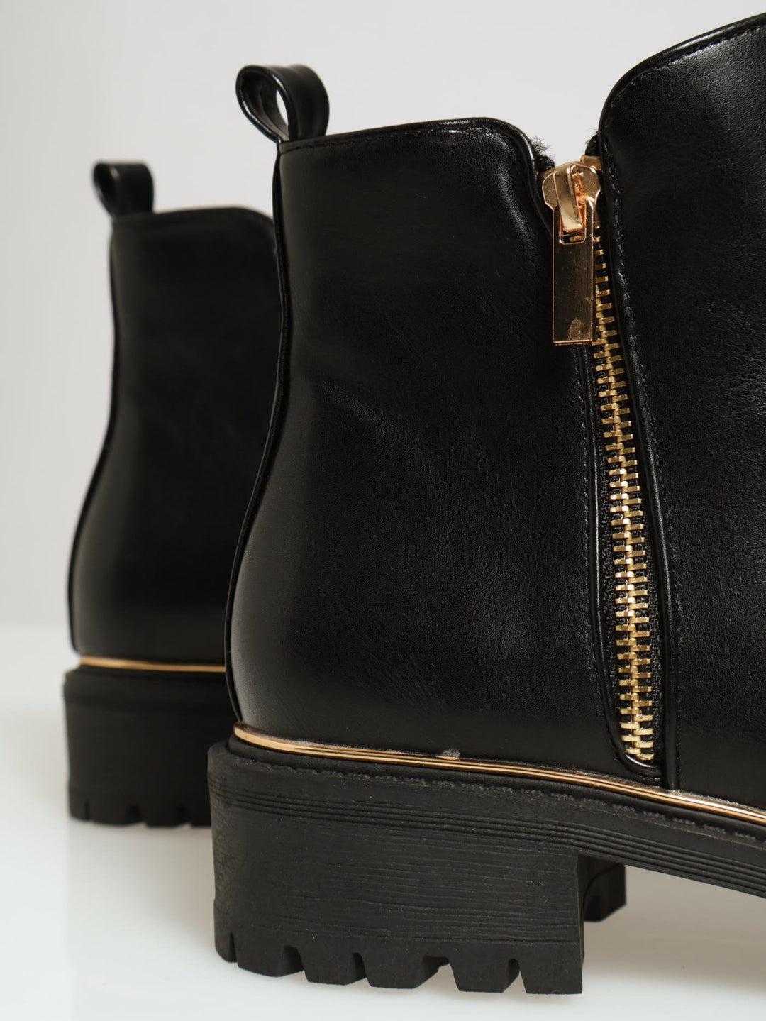 Chunky Chelsea Boot With Gold Insert - Black