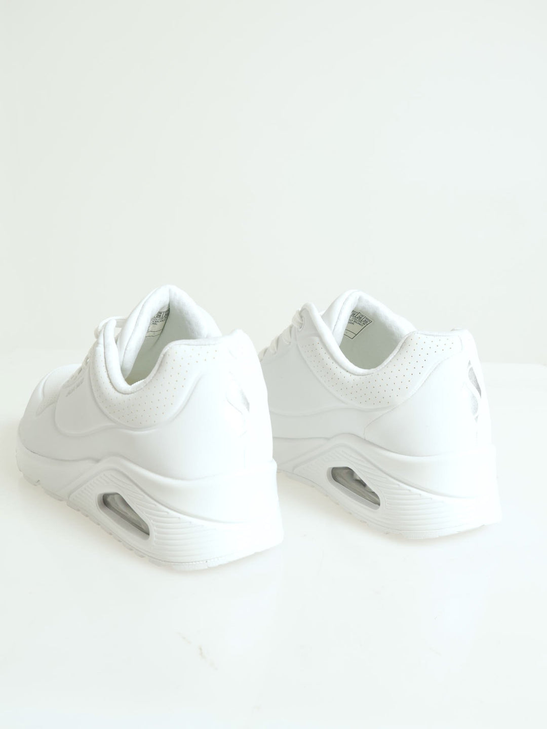 Uno Sneaker - White