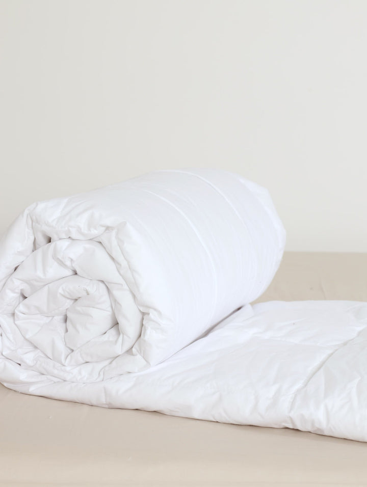 All-Season 100% Cotton Feather-Like Duvet Inner - White