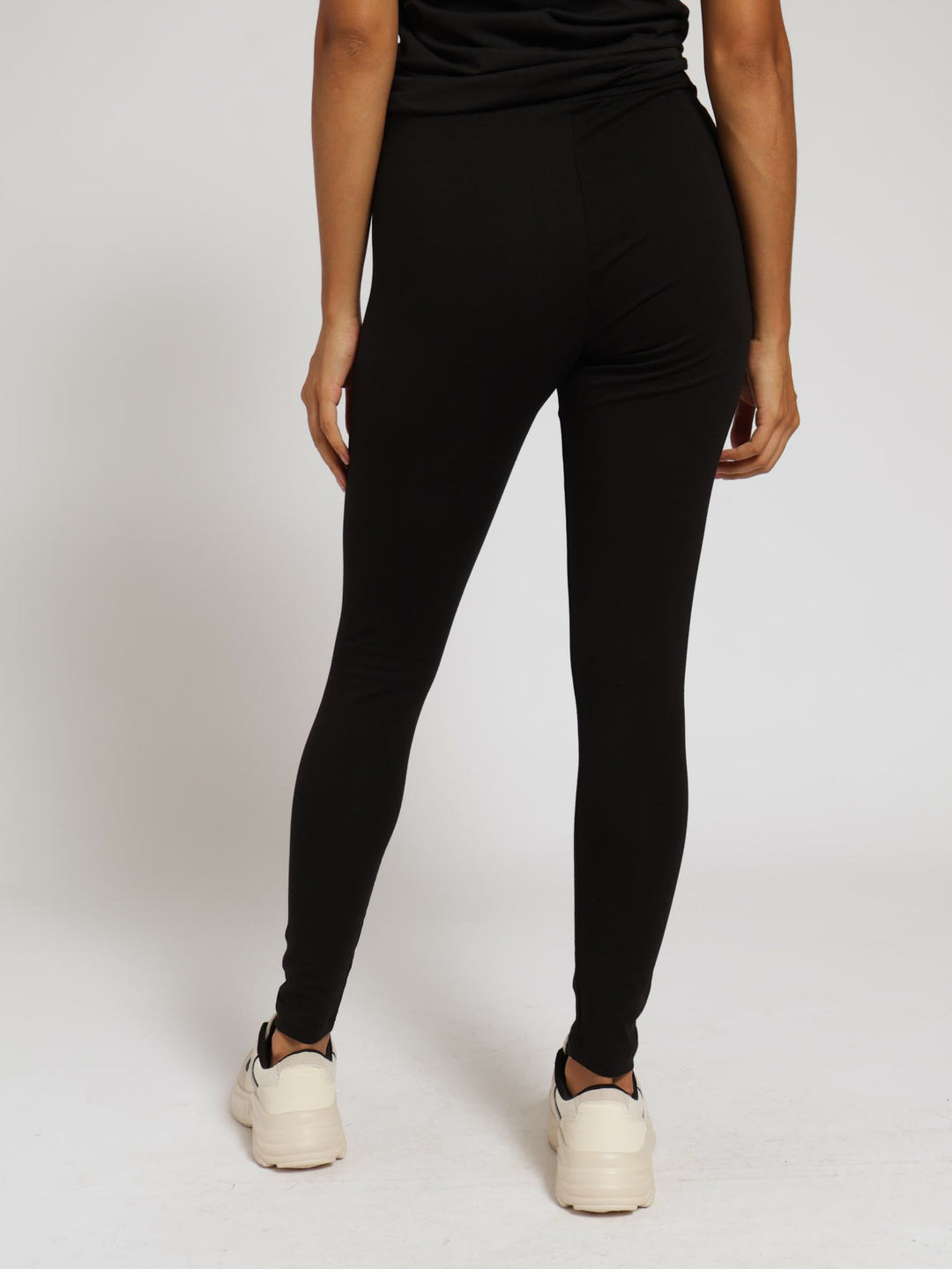 Better Esential Leggings - Black