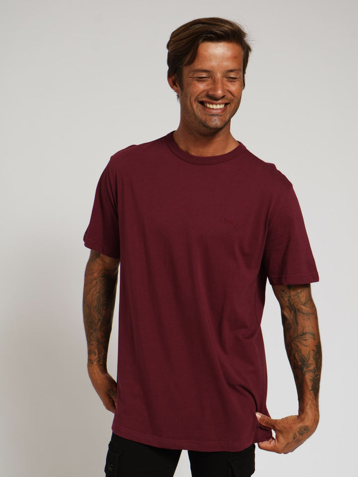 Essential Logo Tee - Wine