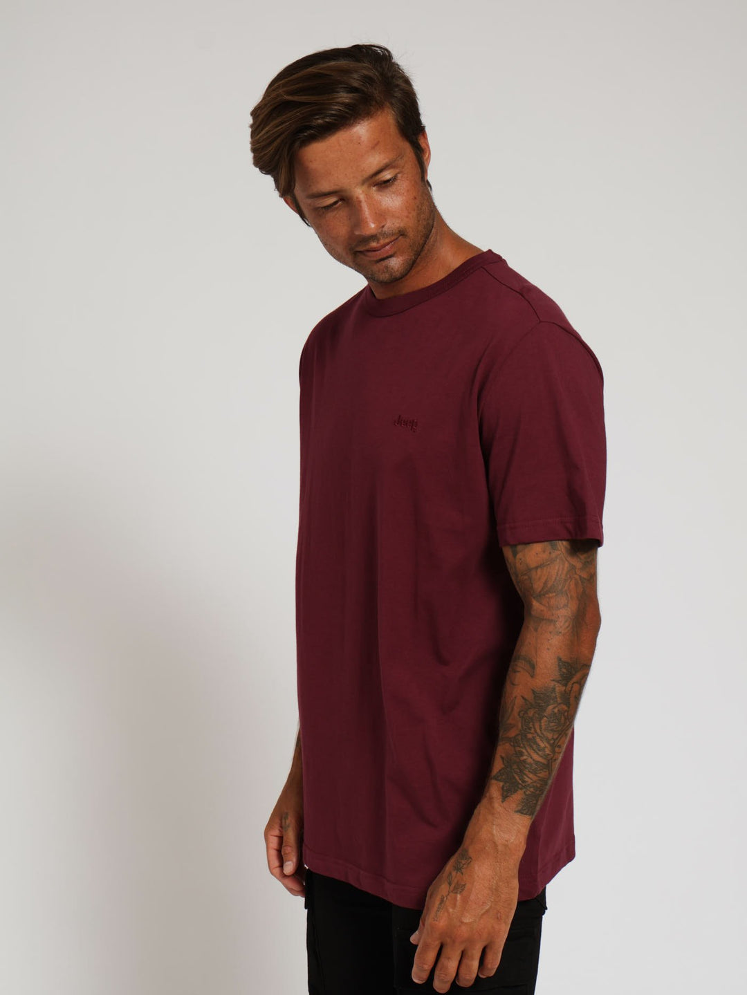 Essential Logo Tee - Wine