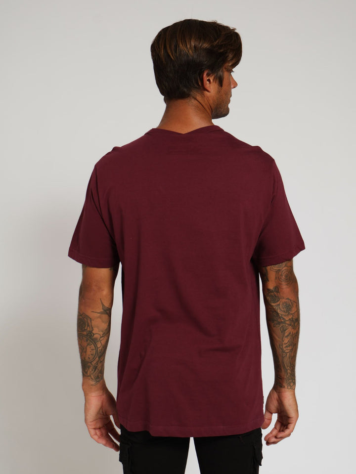 Essential Logo Tee - Wine