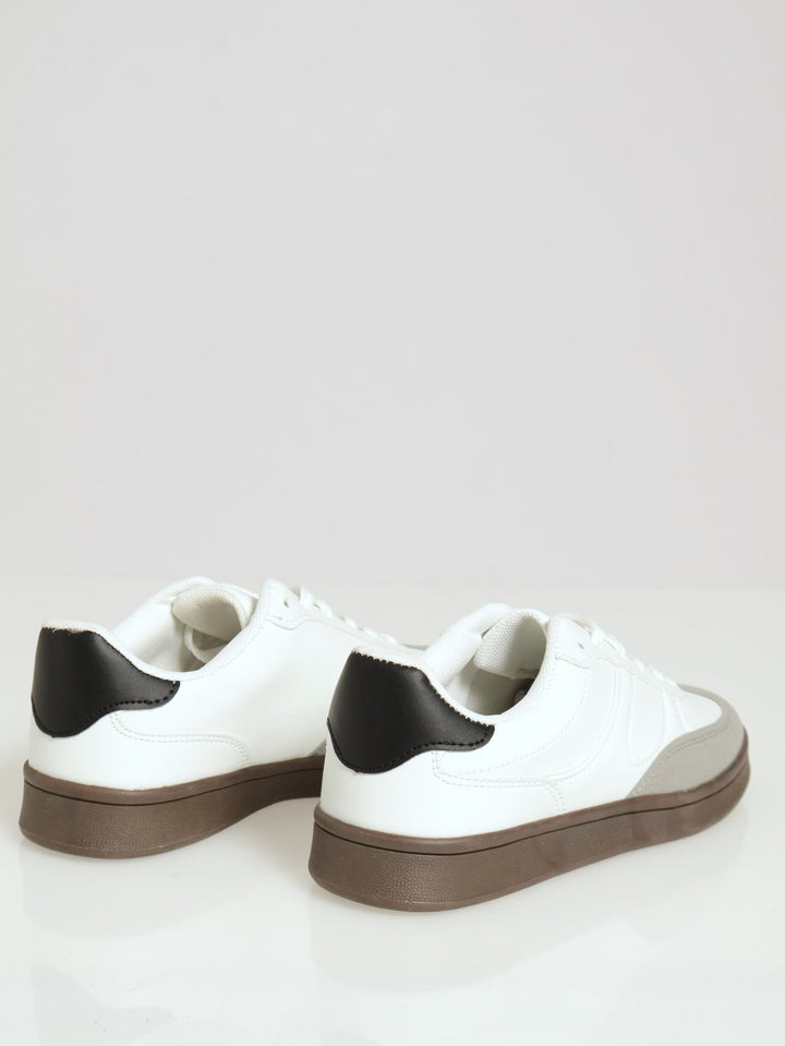Girls Gum Sole Sneaker - White