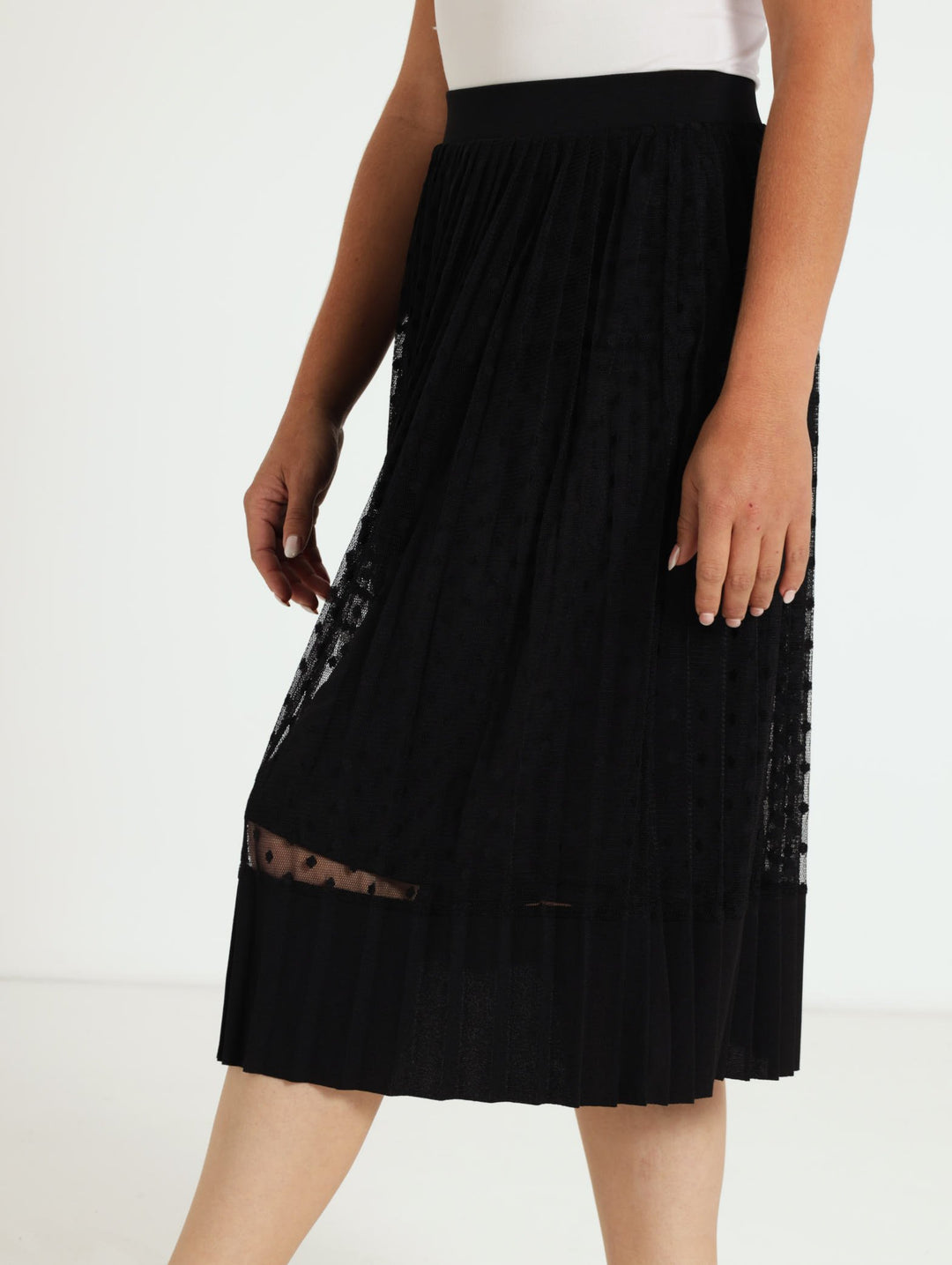 Pleated Dobby Mesh Maxi Skirt - Black