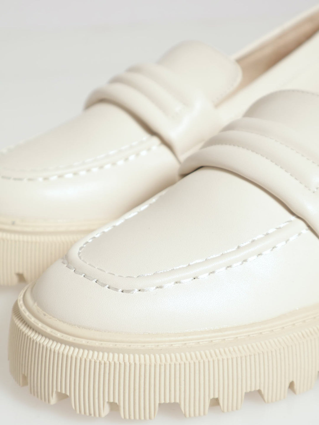 Chunky Loafer - Off White