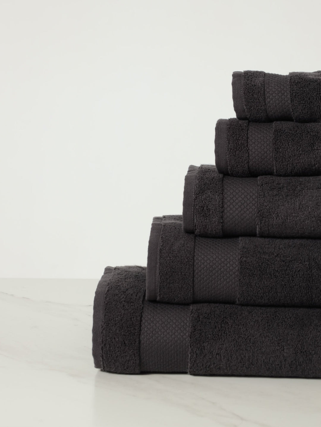 Zero-Twist Luxury Bath Towels - Charcoal