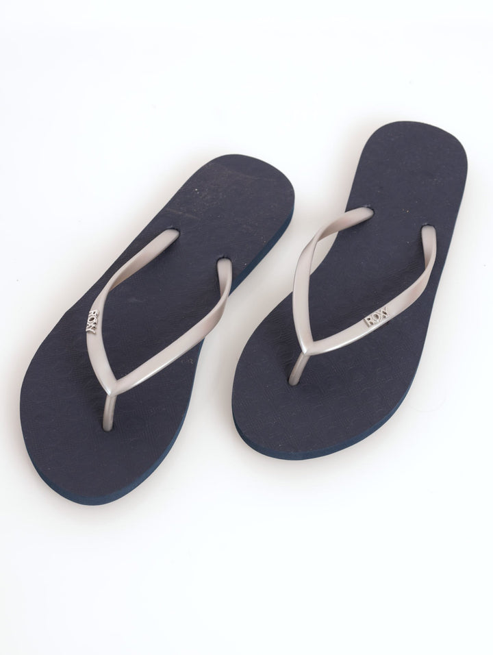 Ladies Viva Tone II Flip-Flop Sandal - Silver