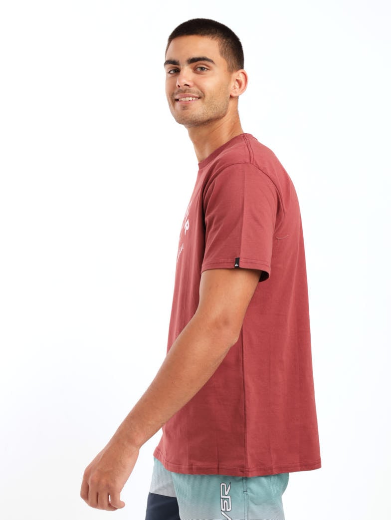 Men's Short Sleeve Script Talk Front Tee - Wine