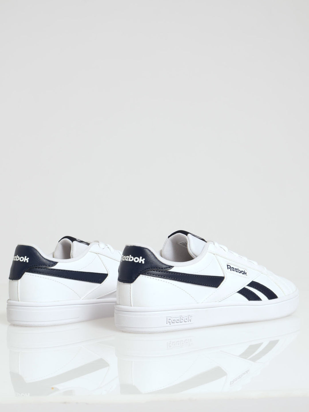 Court Retro Sneaker - White/Navy