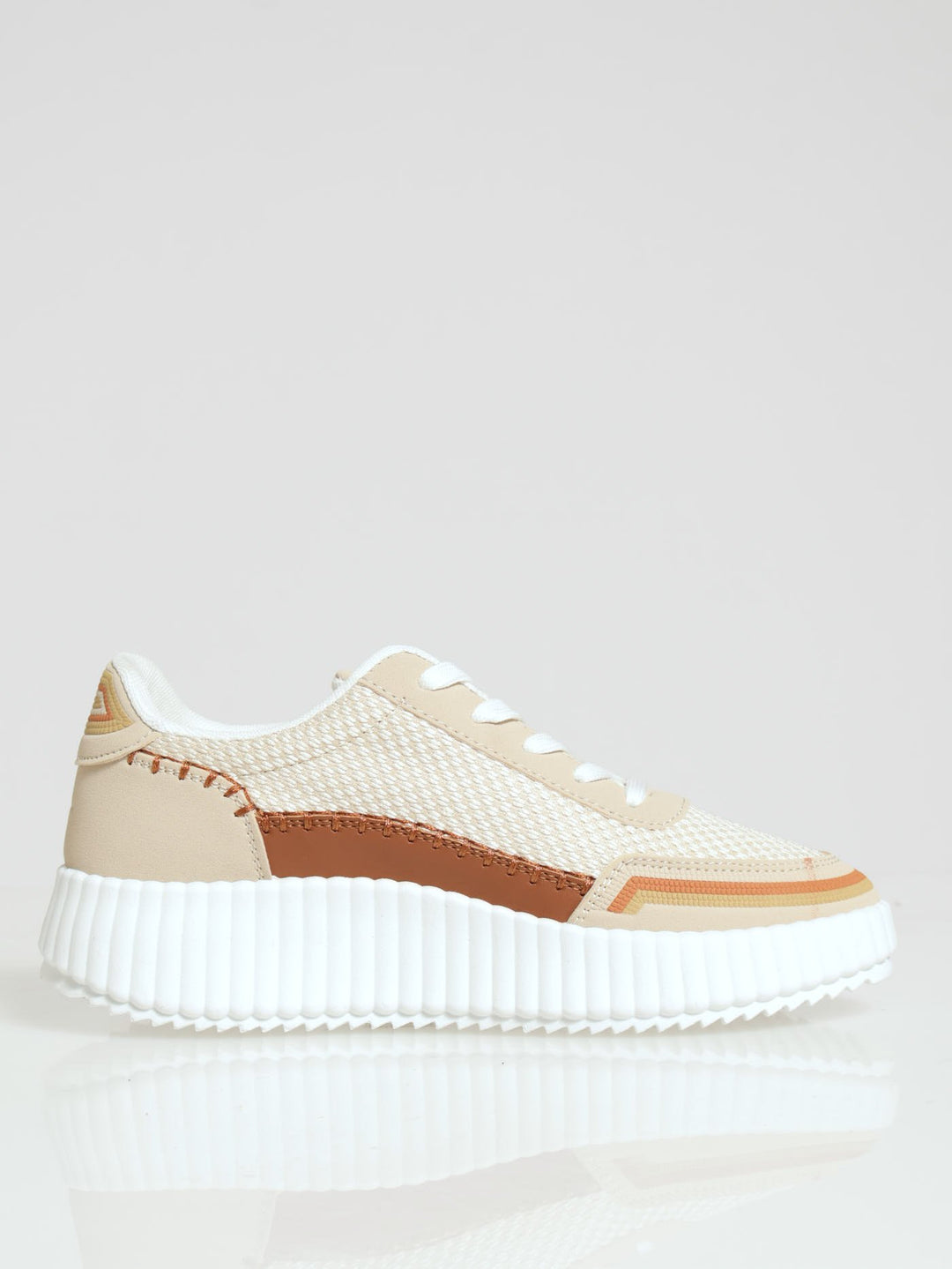 Platform Retro Lace Up Sneaker - Beige