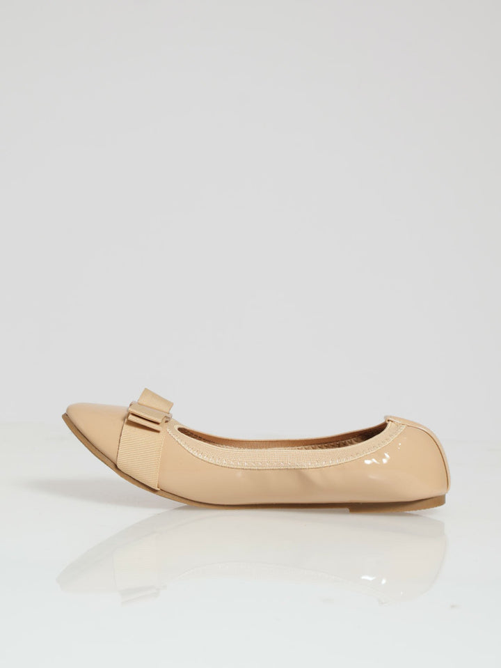 Elasticated Pump With Metal & Petersham Bow - Natural