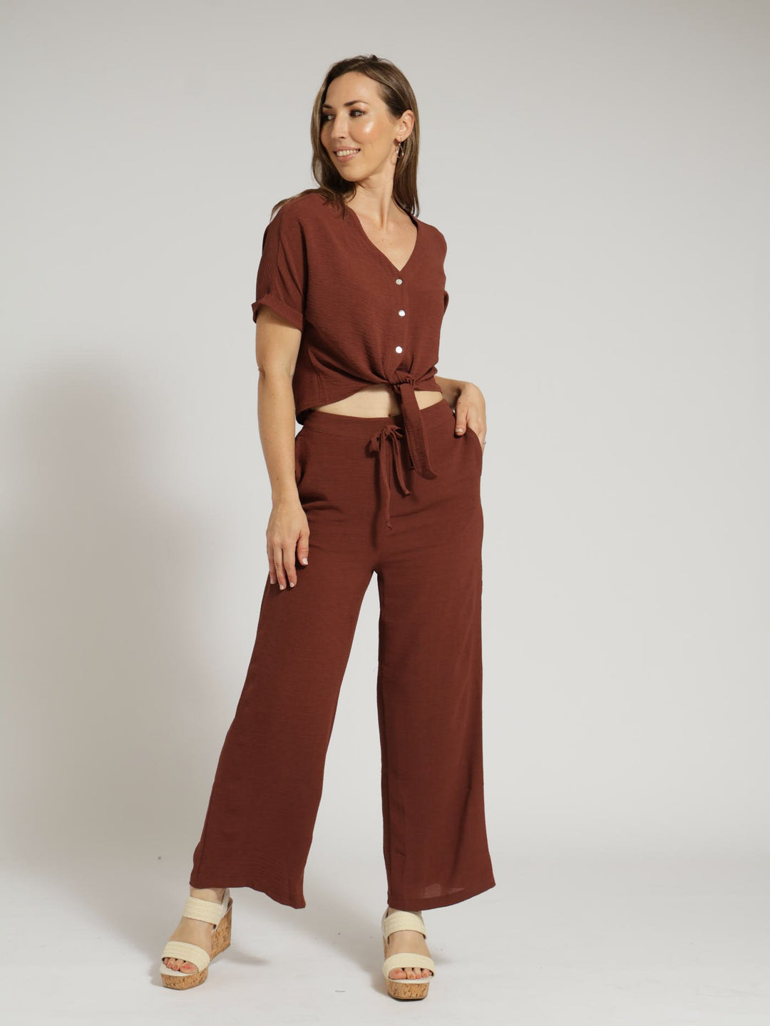 Pintuck Pull-On Wideleg Pants With Pockets - Rich Cocoa