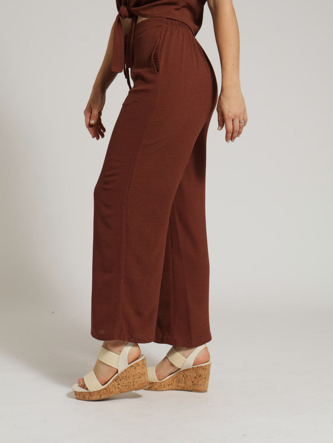 Pintuck Pull-On Wideleg Pants With Pockets - Rich Cocoa