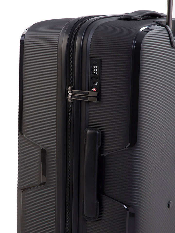 Horizon  4 Wheel Trolley Case - Black